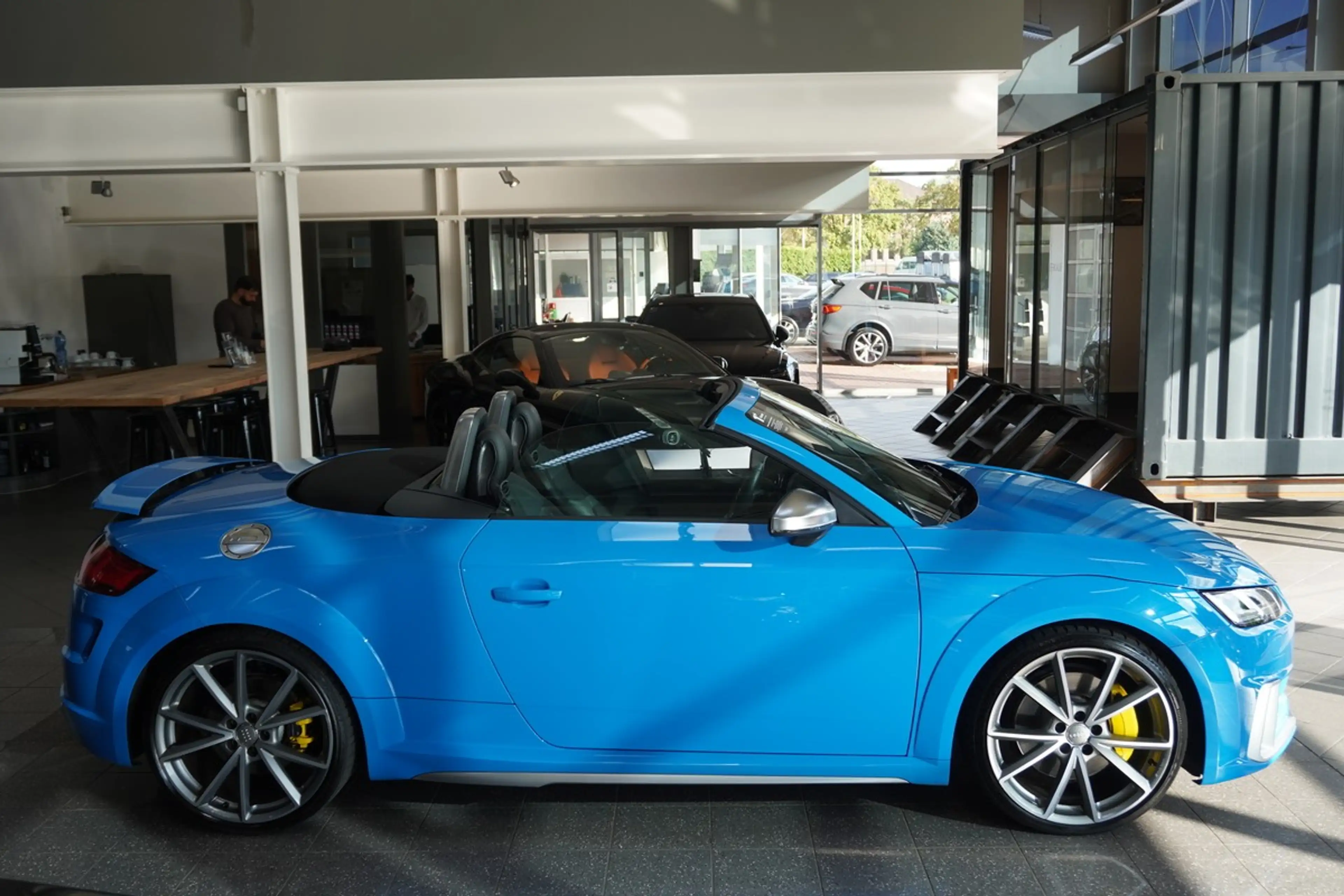 Audi TTS Roadster quattro LED B&O S-Sitze R.Cam — photo 8