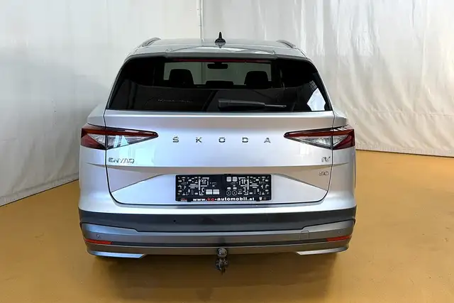 Skoda Enyaq view 11