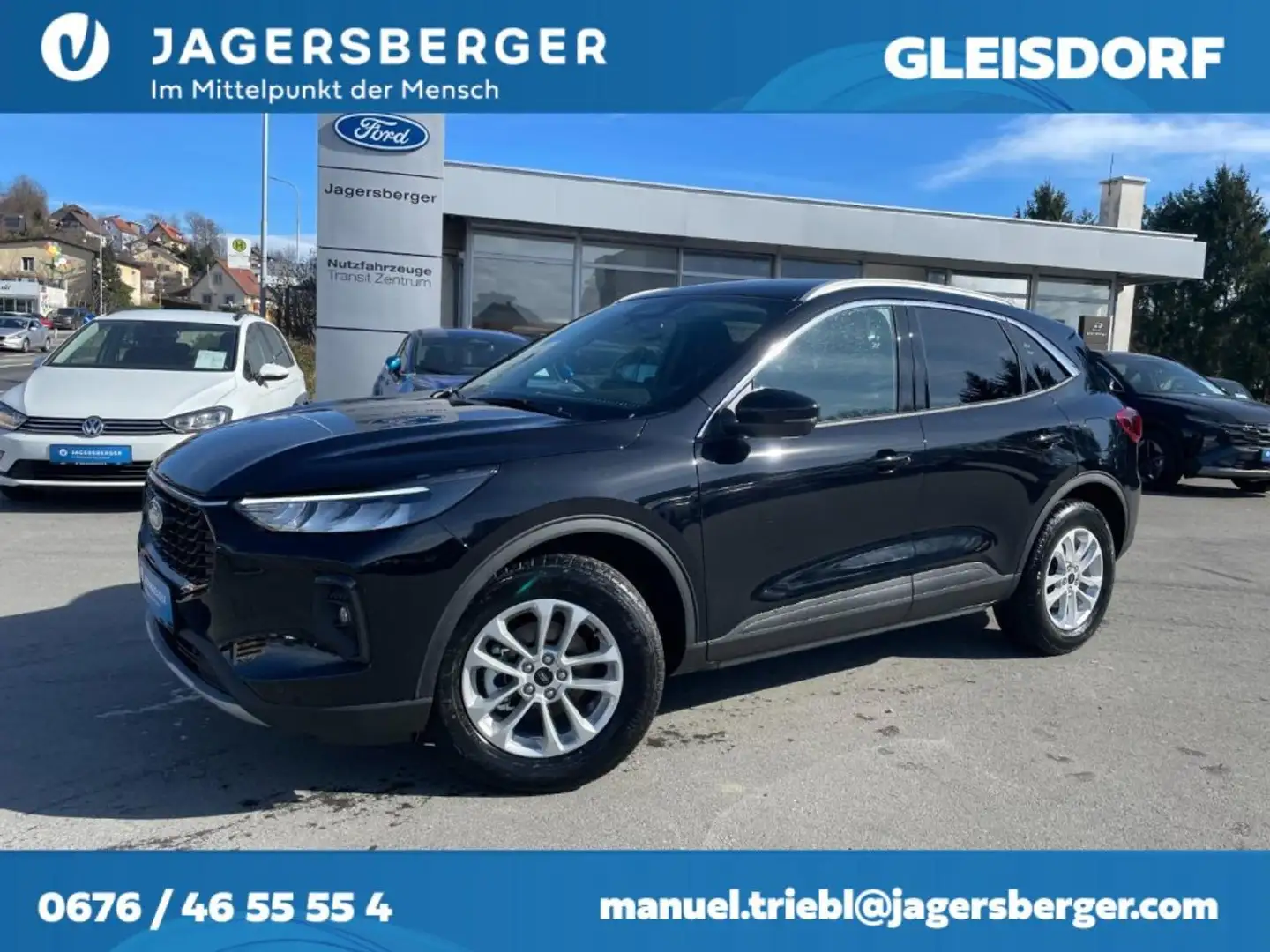 Ford Kuga 2,5 Duratec FHEV Titanium Aut. Schwarz - 1
