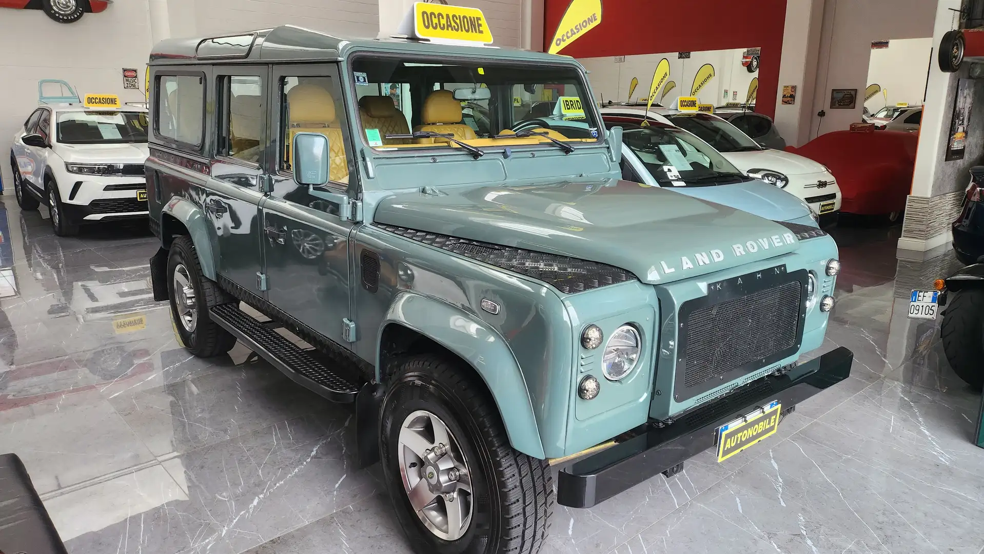 Land Rover Defender Defender "70th" 110 2.2 td SW Targa ZA848VS Grün - 2