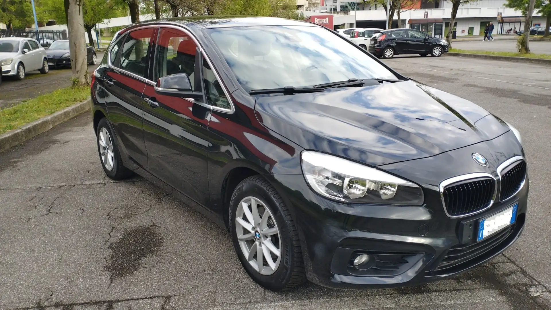 BMW 216 216d Active Tourer ideale x neopatentati Nero - 2