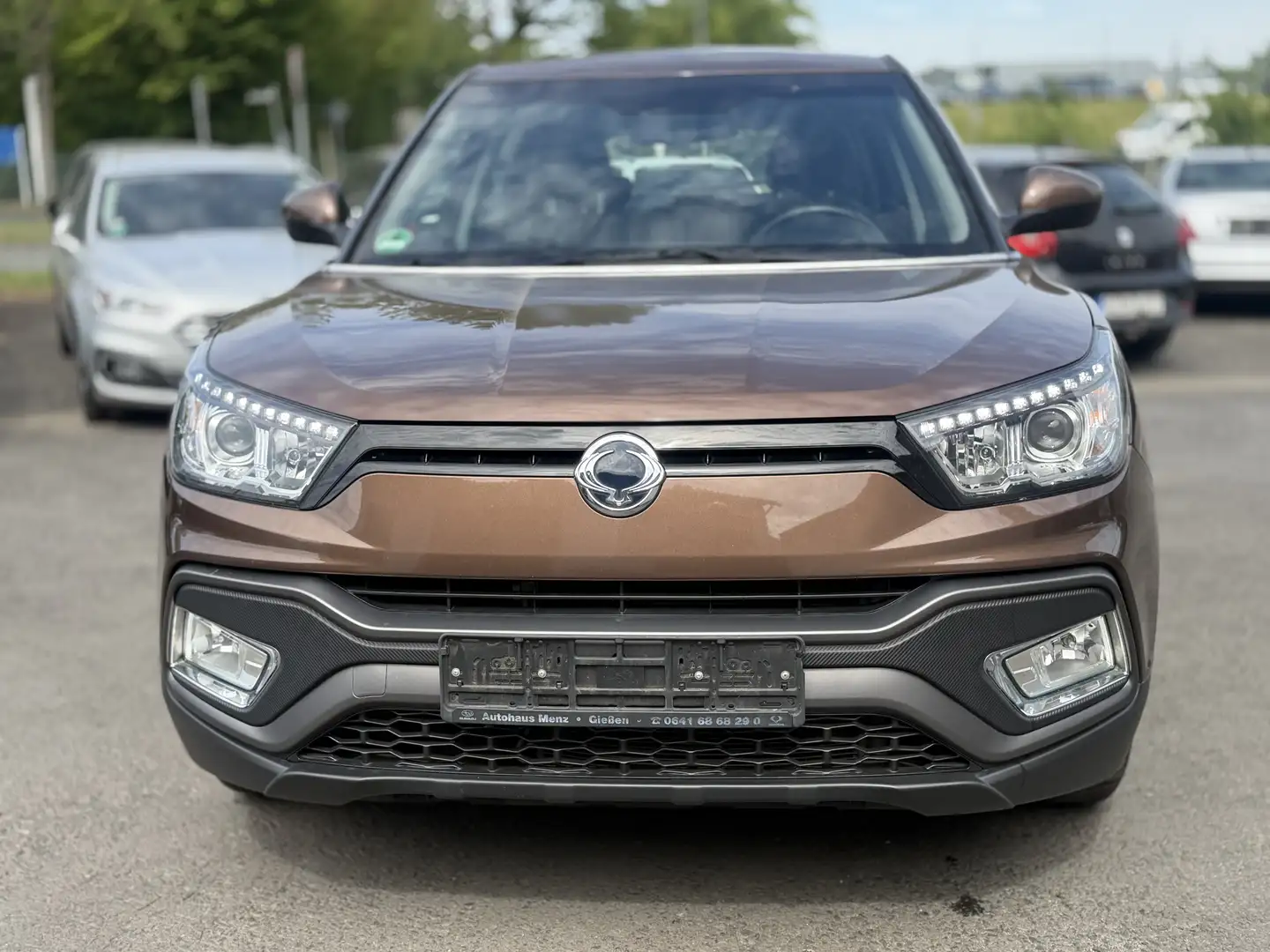 SsangYong XLV XLV e-XGi 160 2WD Sapphire 1-HAND - 1