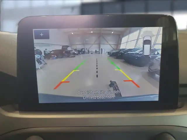 Ford Focus view 12