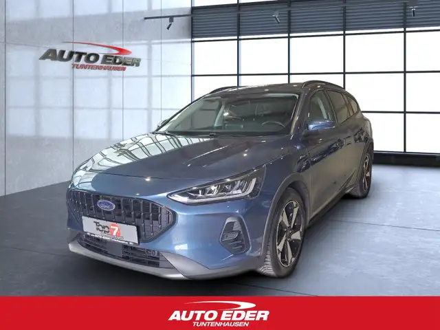 2022 Ford Focus in Blue for sale