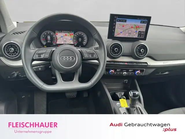 Audi Q2 view 15