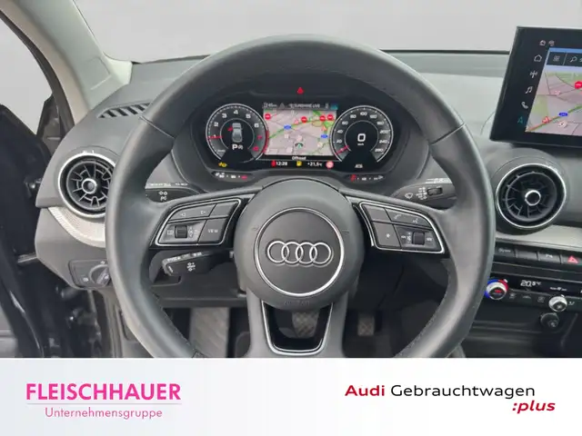 Audi Q2 view 11