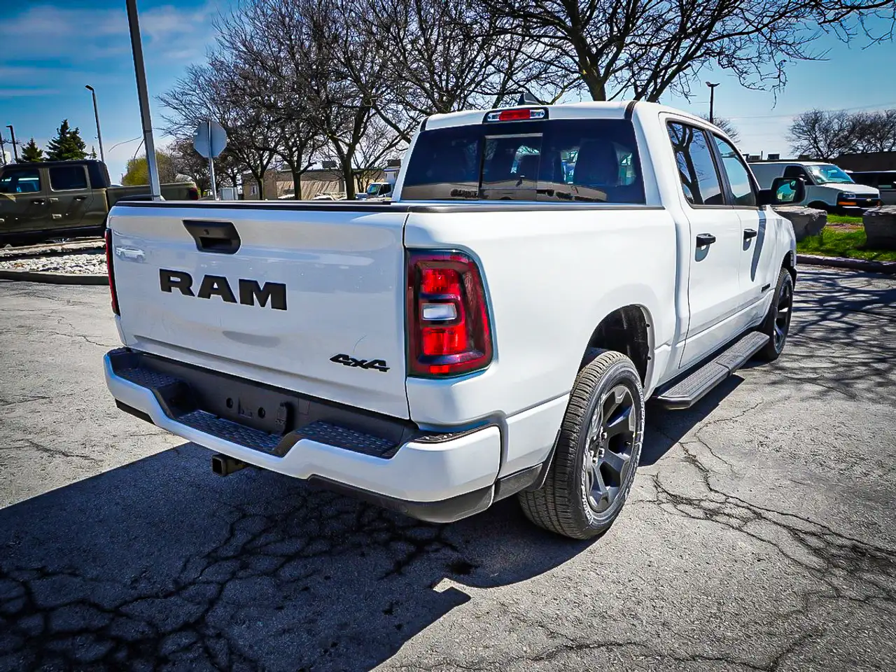 RAM 1500 снимка RAM 1500