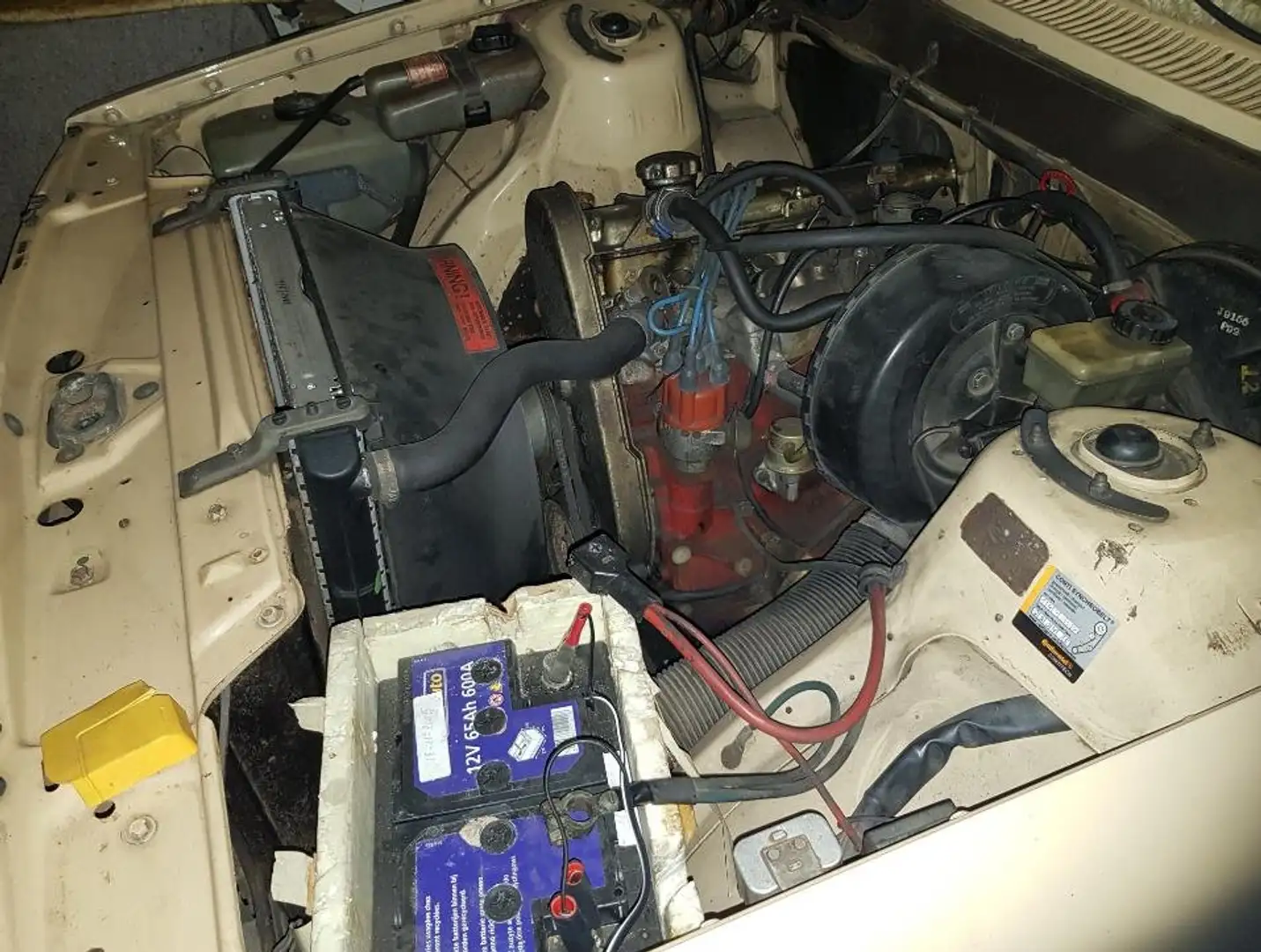 Volvo 244 DL Beige - 2