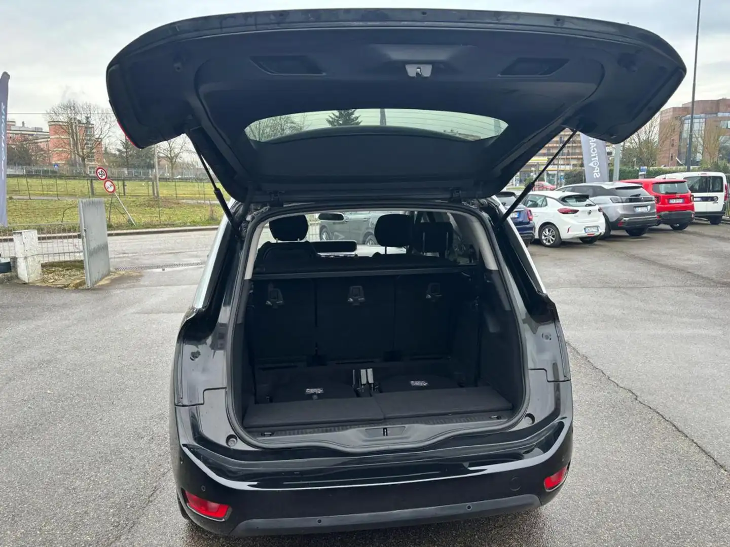 Citroen C4 SpaceTourer *PROMO* BlueHDi 130 S&S SHINE Noir - 2