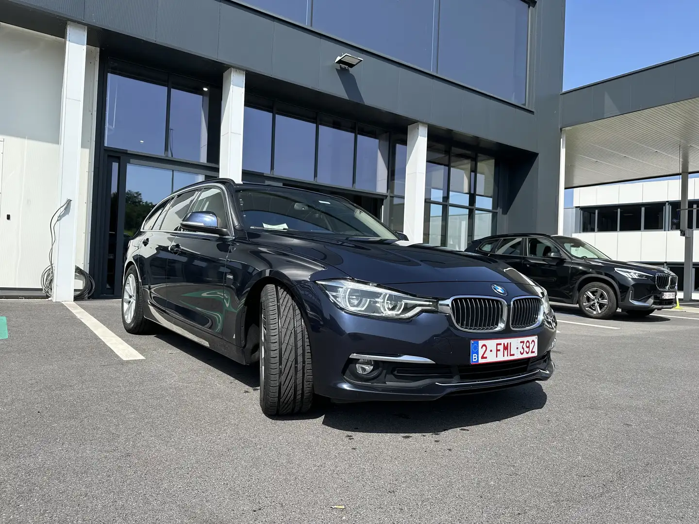 BMW 318 318d Touring Aut. Luxury Line - 1