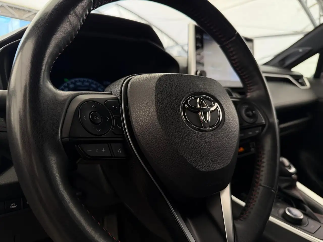 Toyota RAV 4 Prime снимка Toyota RAV 4 Prime