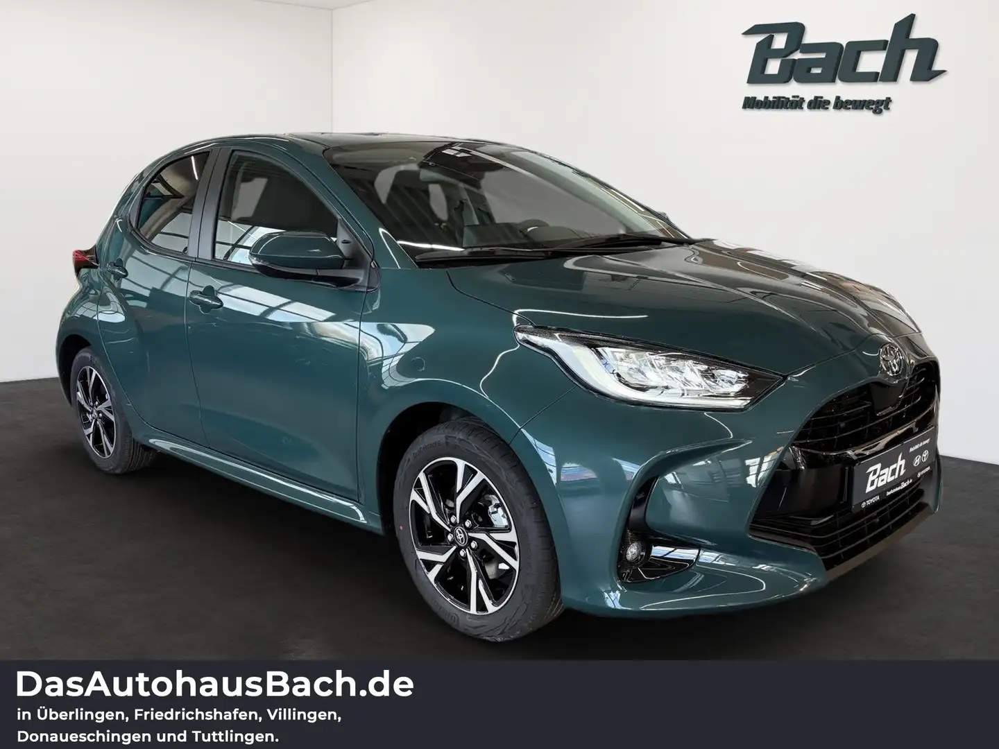 Toyota Yaris 1.5 Hybrid Teamplayer mit Comfort-Paket LM Grün - 2