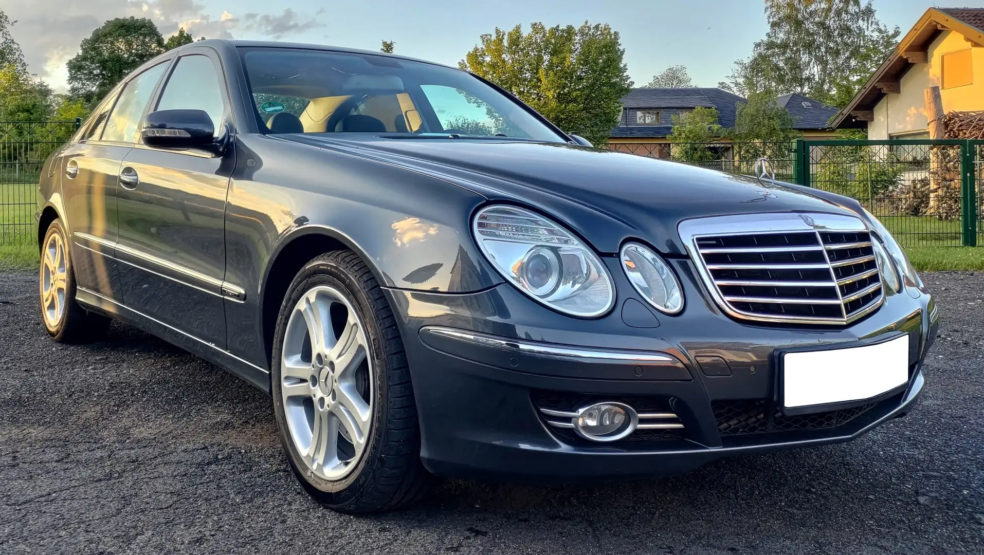 Mercedes-Benz E 280 E-Klasse 4Matic Automatik Avantgarde Gri - 1