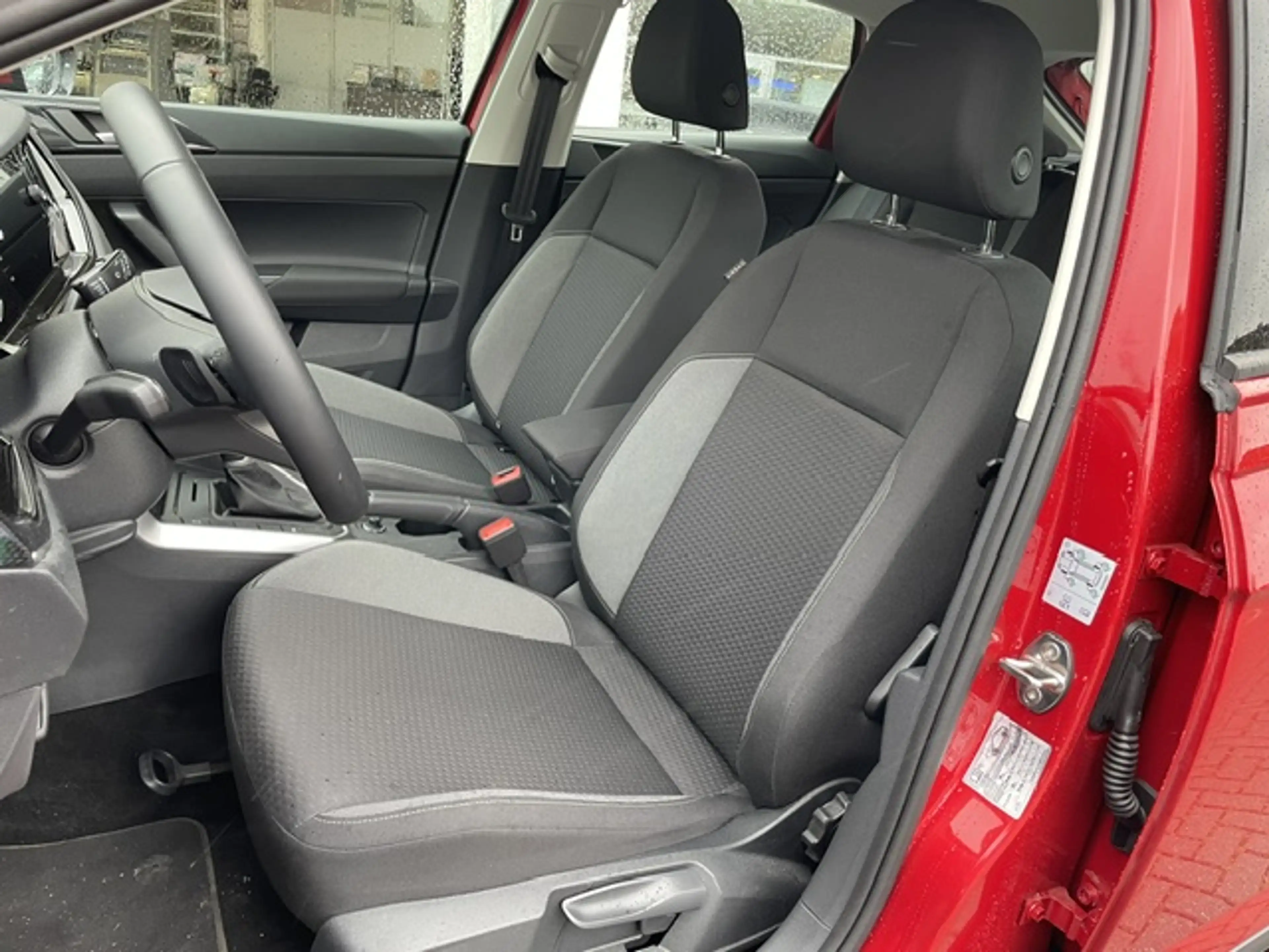 Volkswagen Taigo 1.0TSi DSG Life R-Kamera Navi LED Alu Sitzheiz.... — photo 10