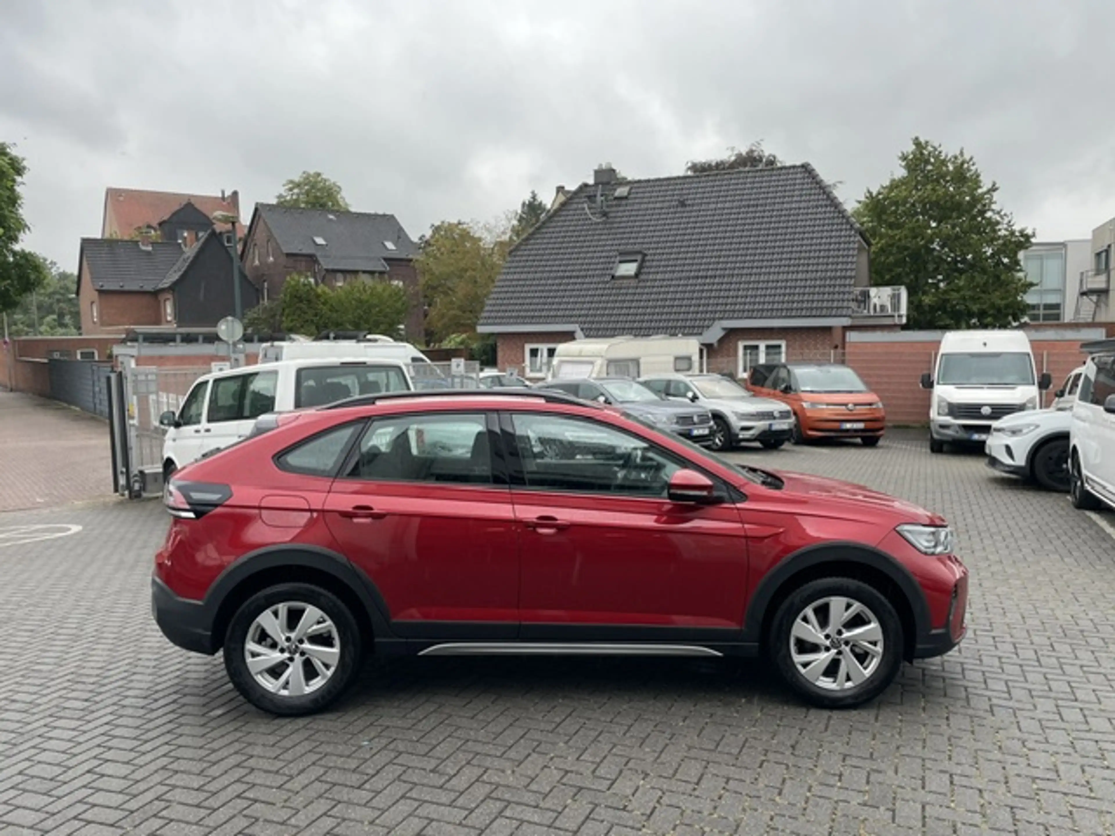 Volkswagen Taigo 1.0TSi DSG Life R-Kamera Navi LED Alu Sitzheiz.... — photo 3