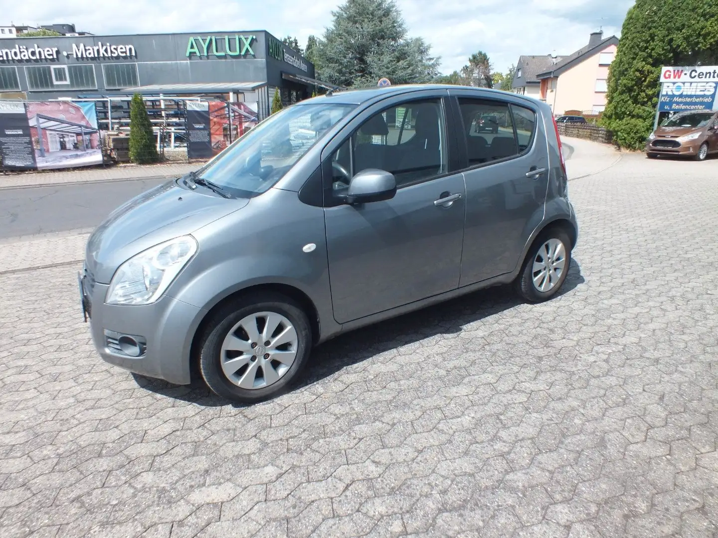Suzuki Splash Comfort*HU*Klima*1.Hand*Scheckheft*8.Fach Argintiu - 1