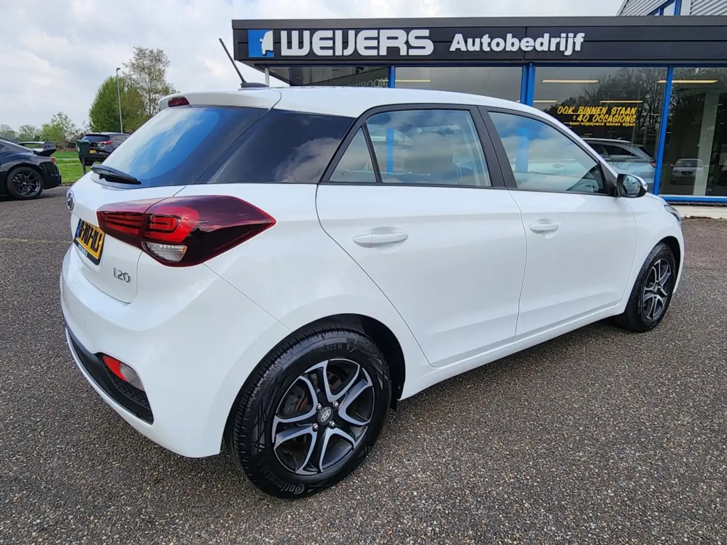 Hyundai i20 1.0 T-GDI Comfort, 101pk, Clima, Navi, Android/App Wit - 2