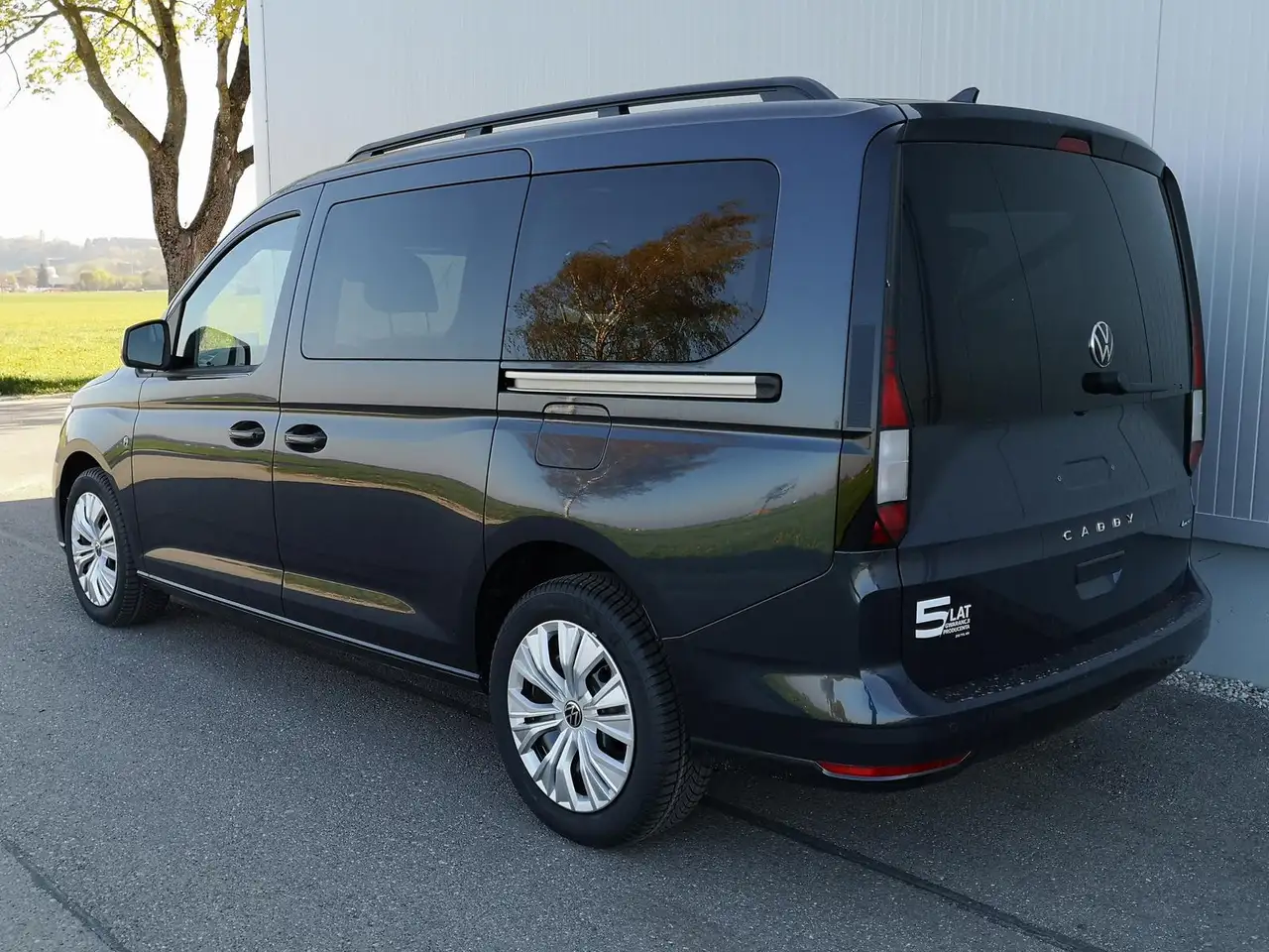 Volkswagen Caddy 2.0TDI 6Gang 4Motion ACC Kam GV5 App AHK Reling 2