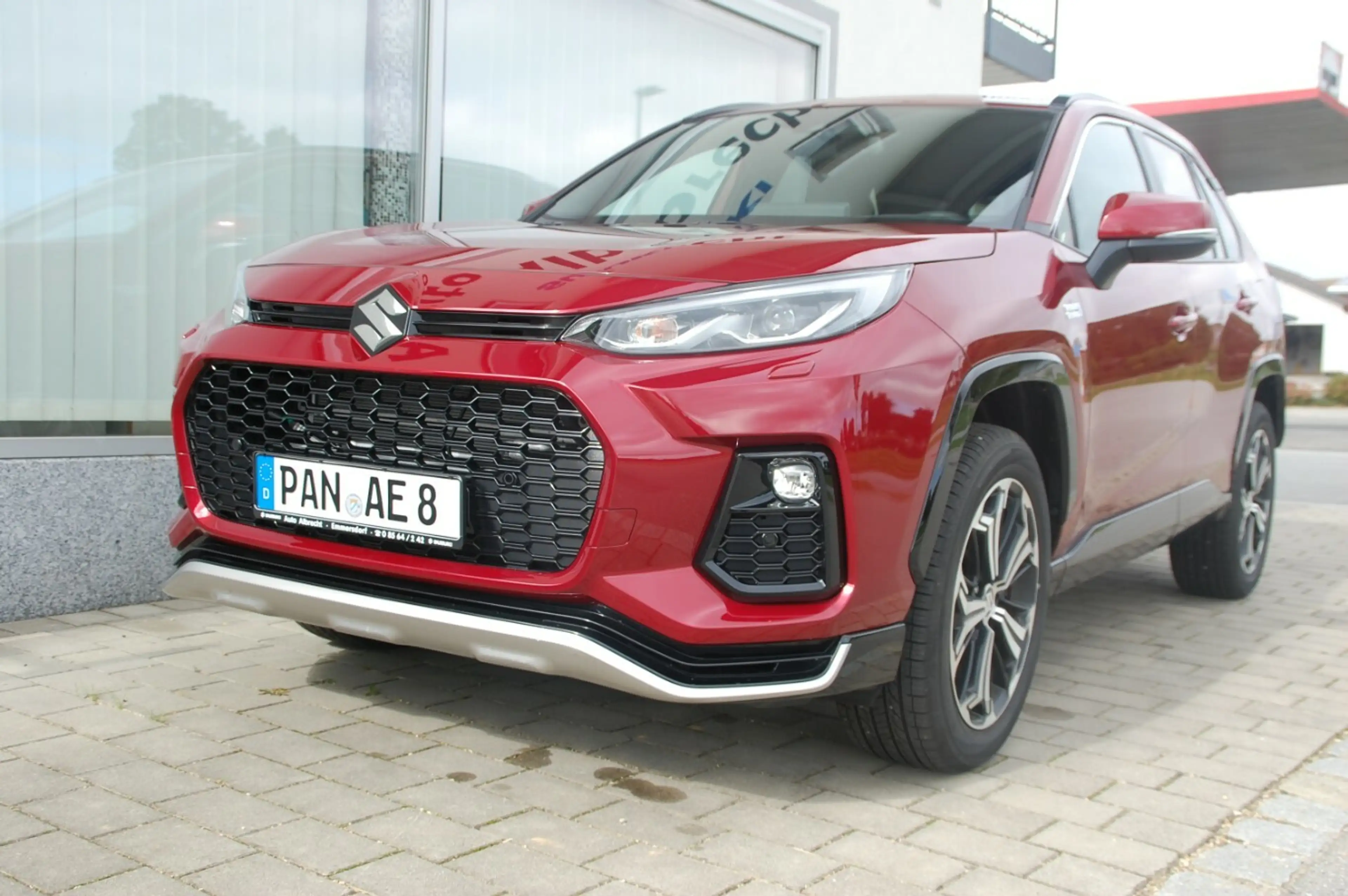 Suzuki Across 2.5 Plug-In Hybrid Comfort+ Allrad — photo 4