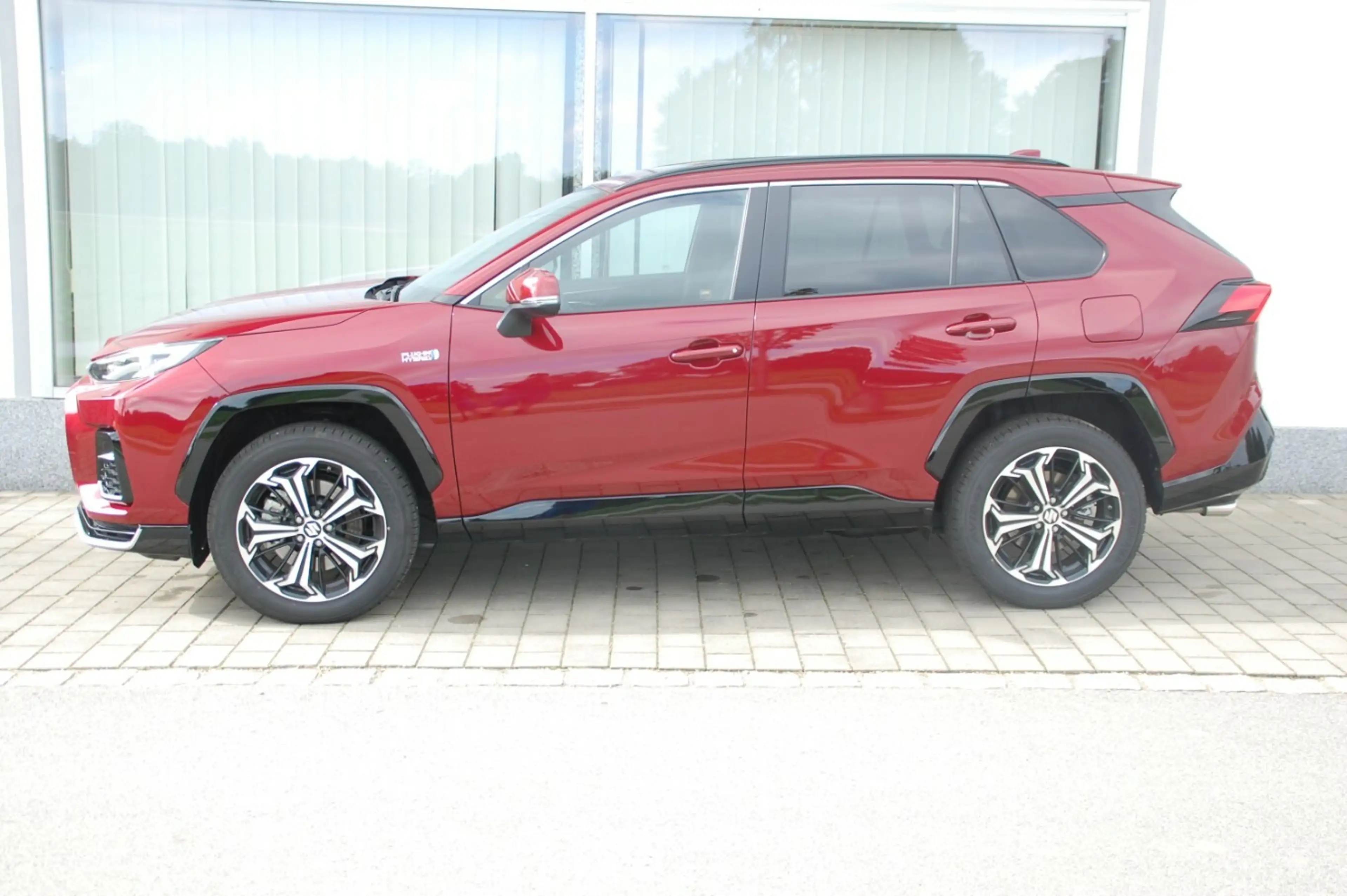 Suzuki Across 2.5 Plug-In Hybrid Comfort+ Allrad — photo 10