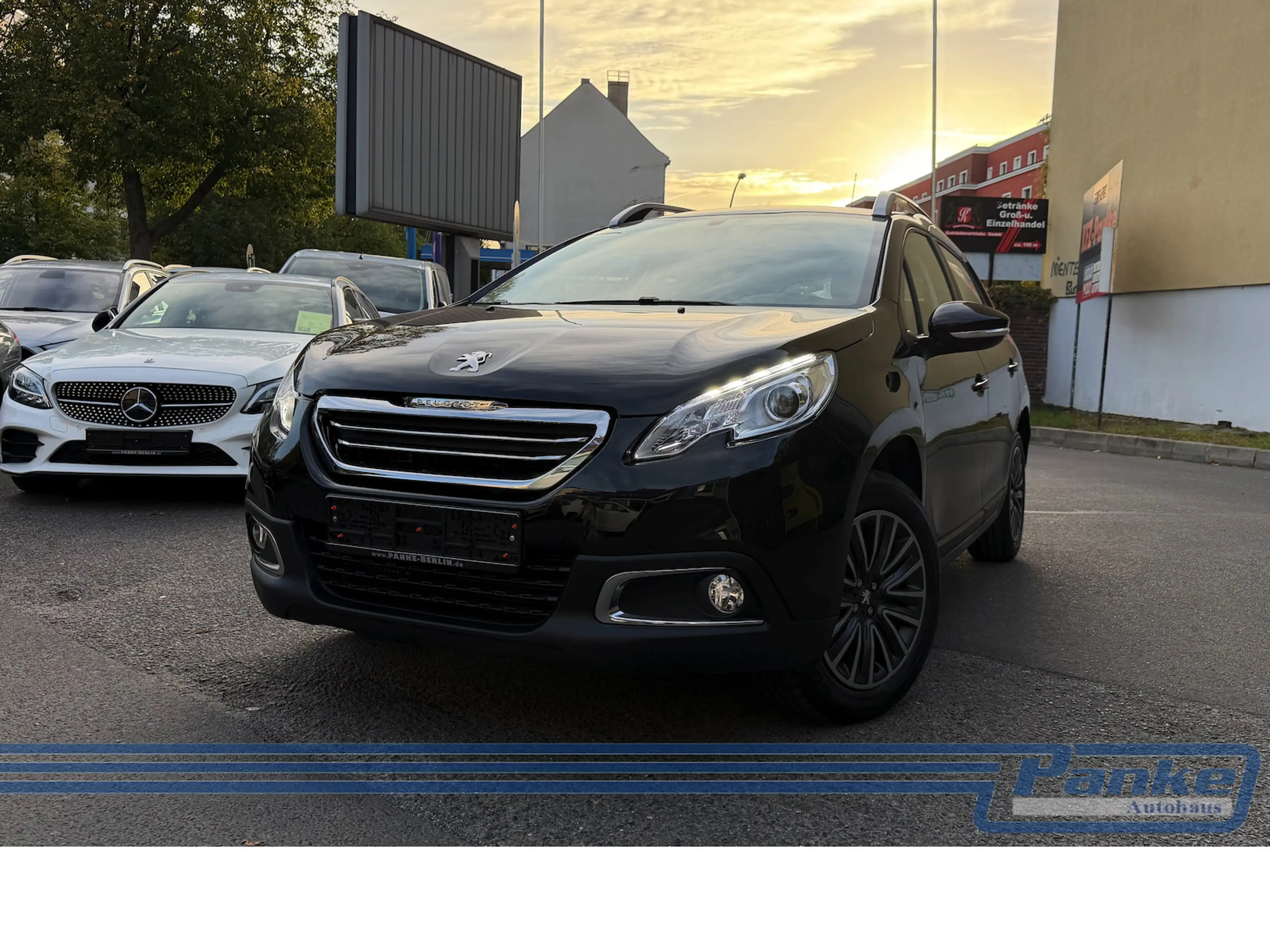 Peugeot 2008 Active*Automatik*SR+WR*USB*Tempo*SHZ* — photo 4