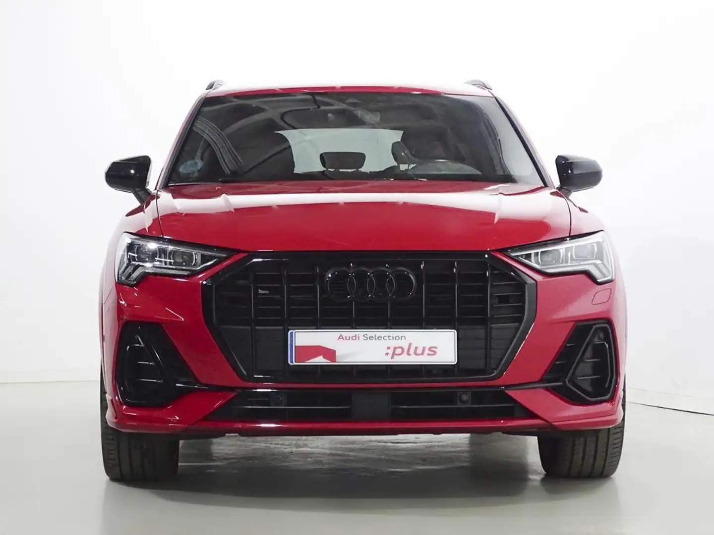 Audi Q3 35 TDI Black line S tronic 110kW Rojo - 2