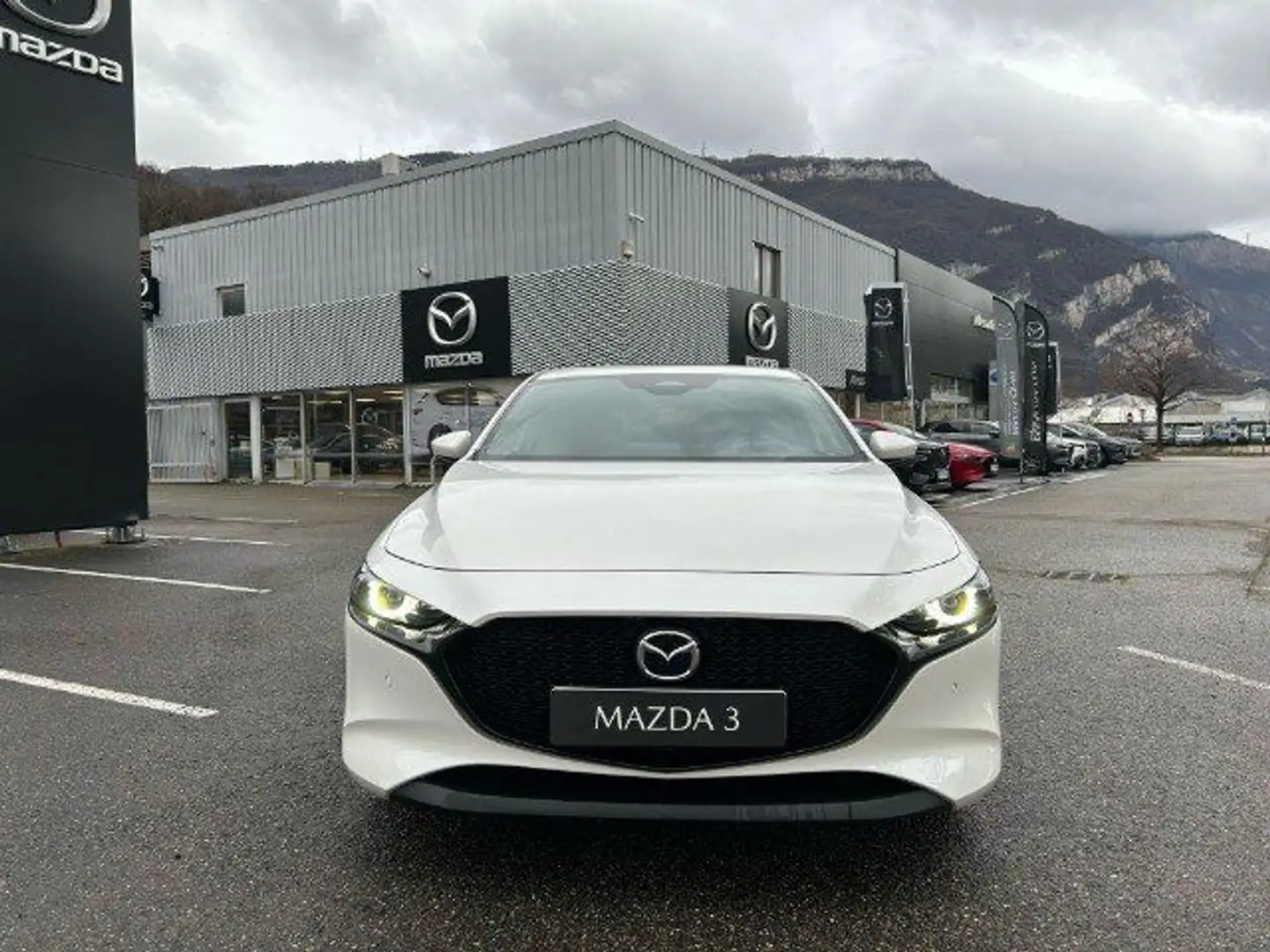 Mazda 3 MAZDA3 5 PORTES 2025 2.0L e-SKYACTIV-X M Hybrid 18 - 2