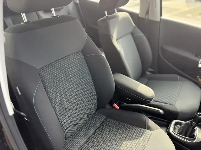 Volkswagen Polo view 11