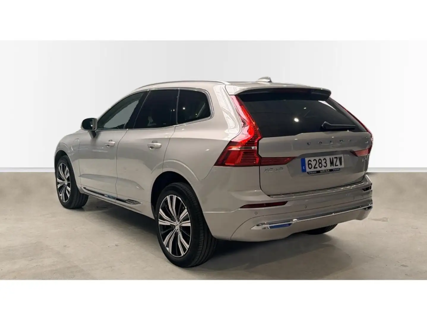 Volvo XC60 T6 Recharge Ultra Bright Beige - 2