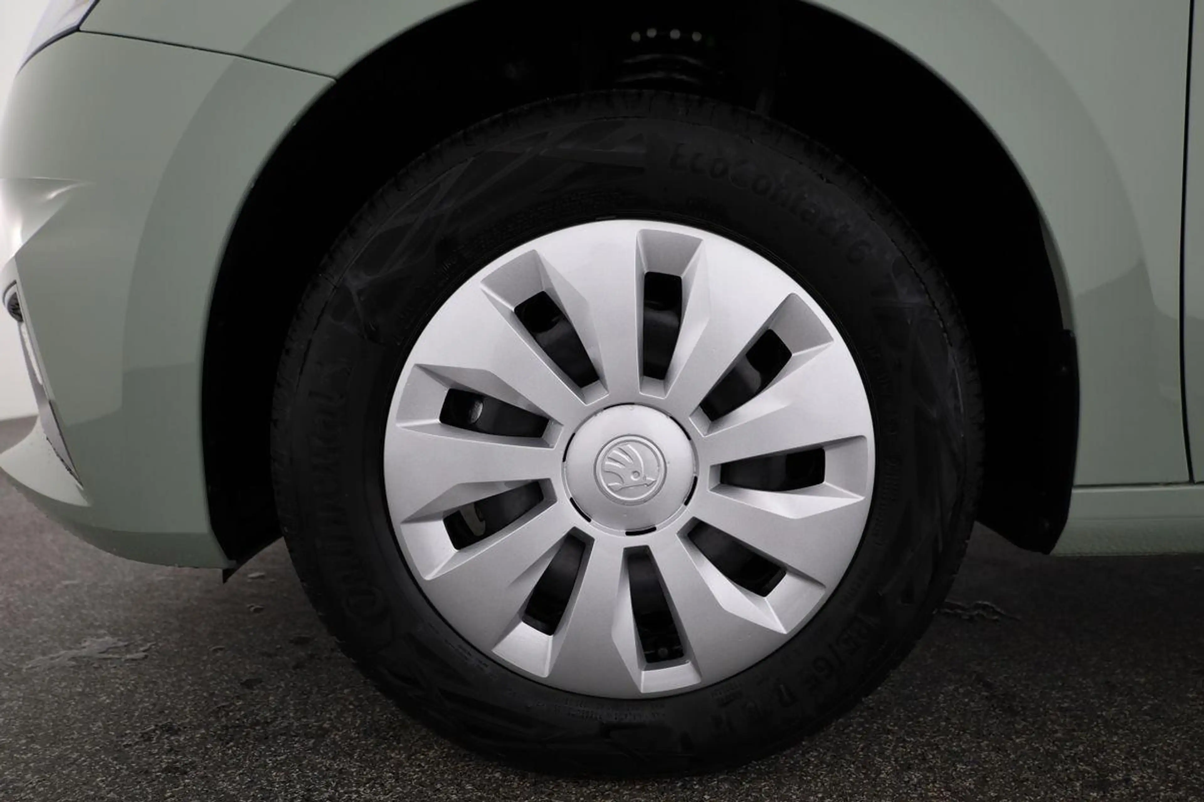 Skoda Fabia Selection 1.0 TSI Selection, AHK, Tempomat, Lad... — photo 14