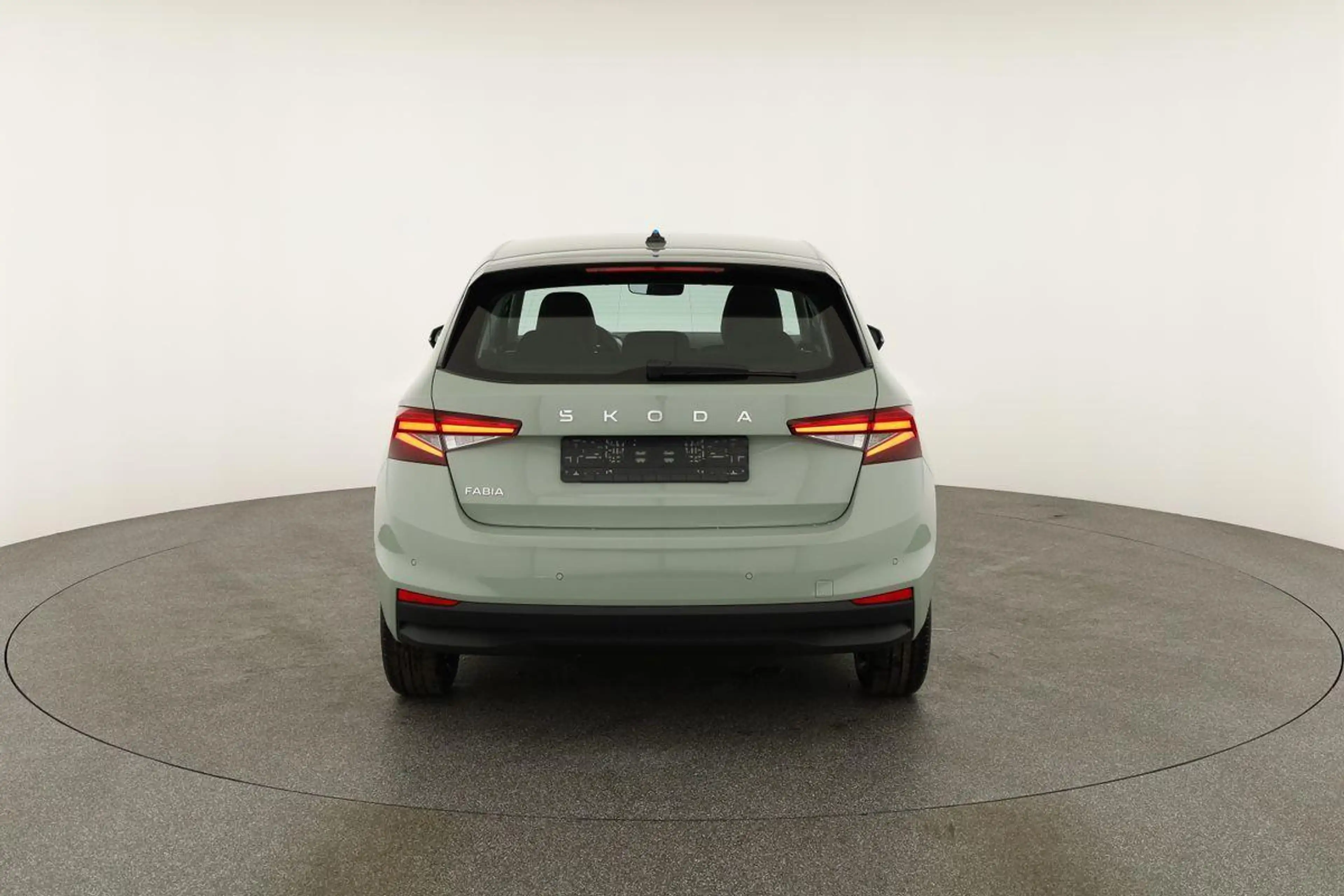 Skoda Fabia Selection 1.0 TSI Selection, AHK, Tempomat, Lad... — photo 15