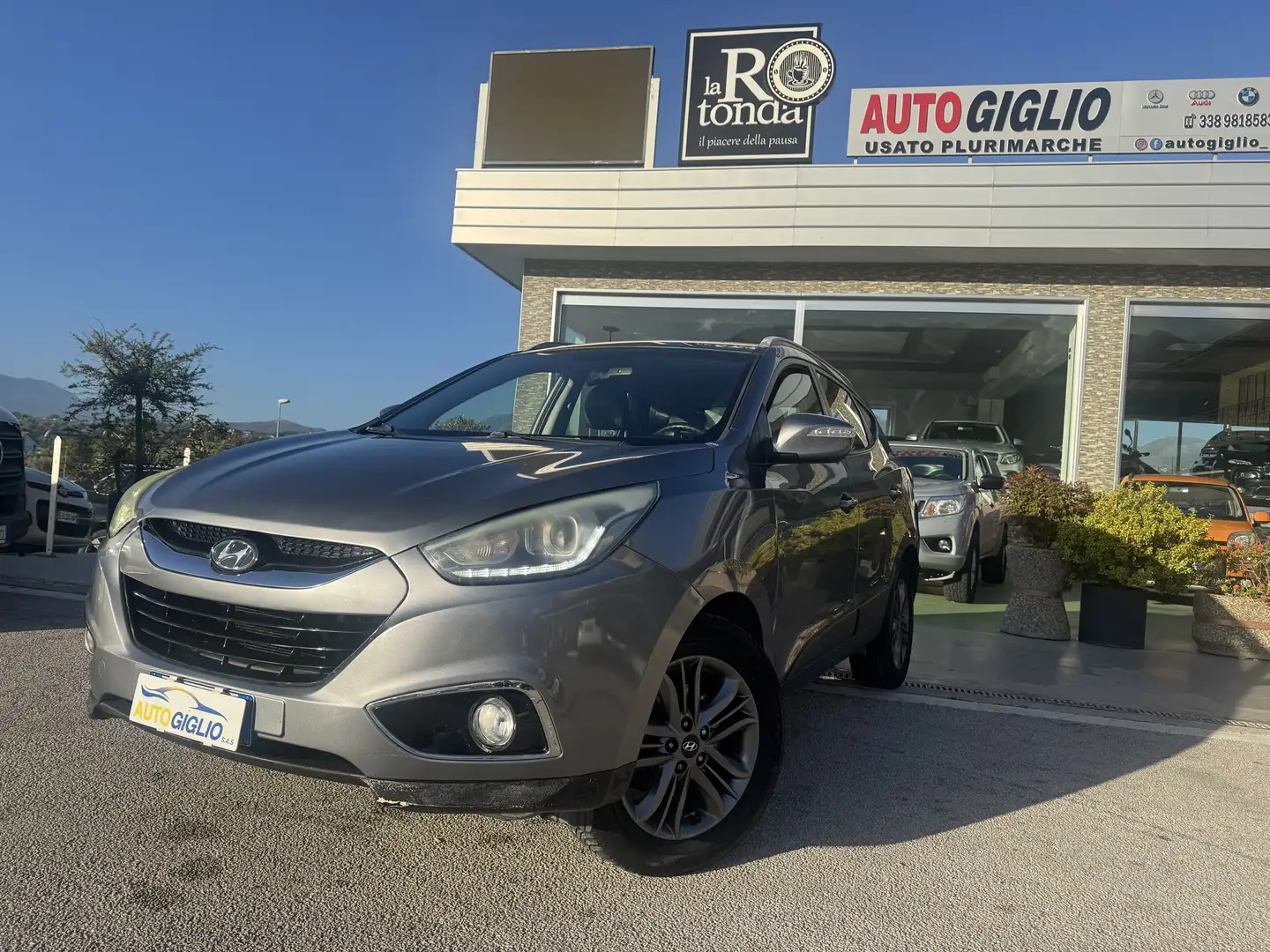 Hyundai iX35 ix35 1.7 crdi Xpossible 2wd FL Grijs - 1