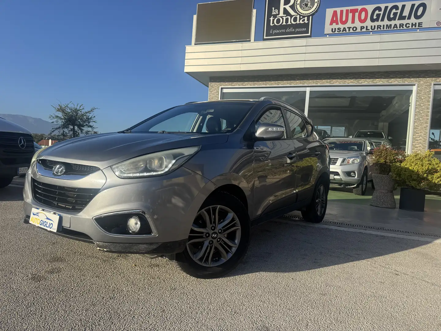 Hyundai iX35 ix35 1.7 crdi Xpossible 2wd FL Grijs - 2