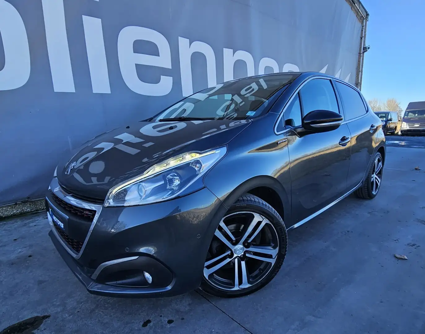 Peugeot 208 1.2 PureTech GT Line S - GPS*Caméra*Toit pano Gris - 1