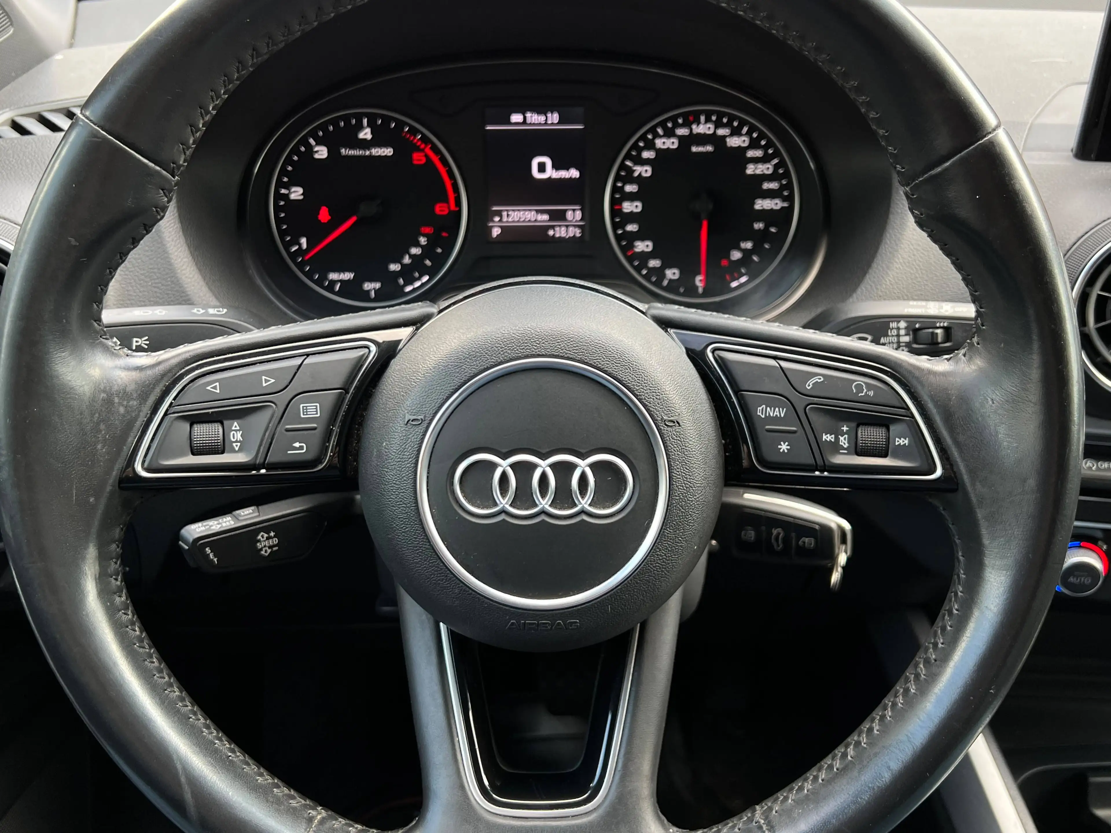 Audi Q2 Q2 30 TDi Sline Stronic GARANTI LED/ECRAN/CUIR — photo 11