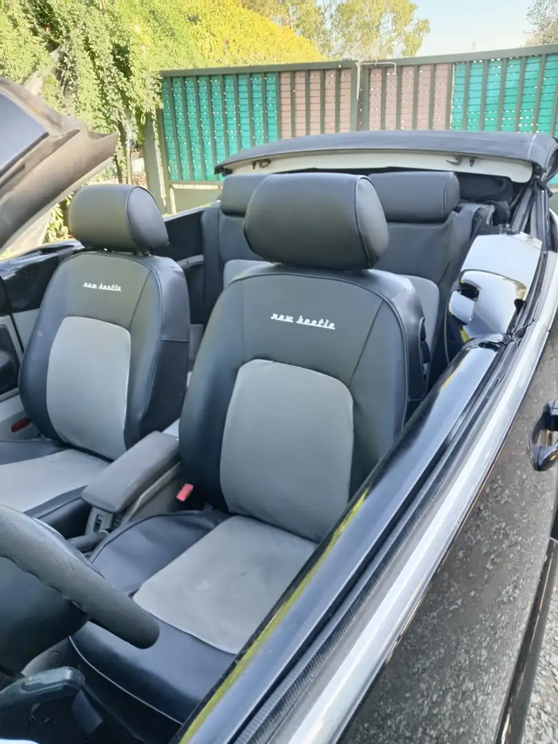 Volkswagen New Beetle Cabrio 2.0 - 1