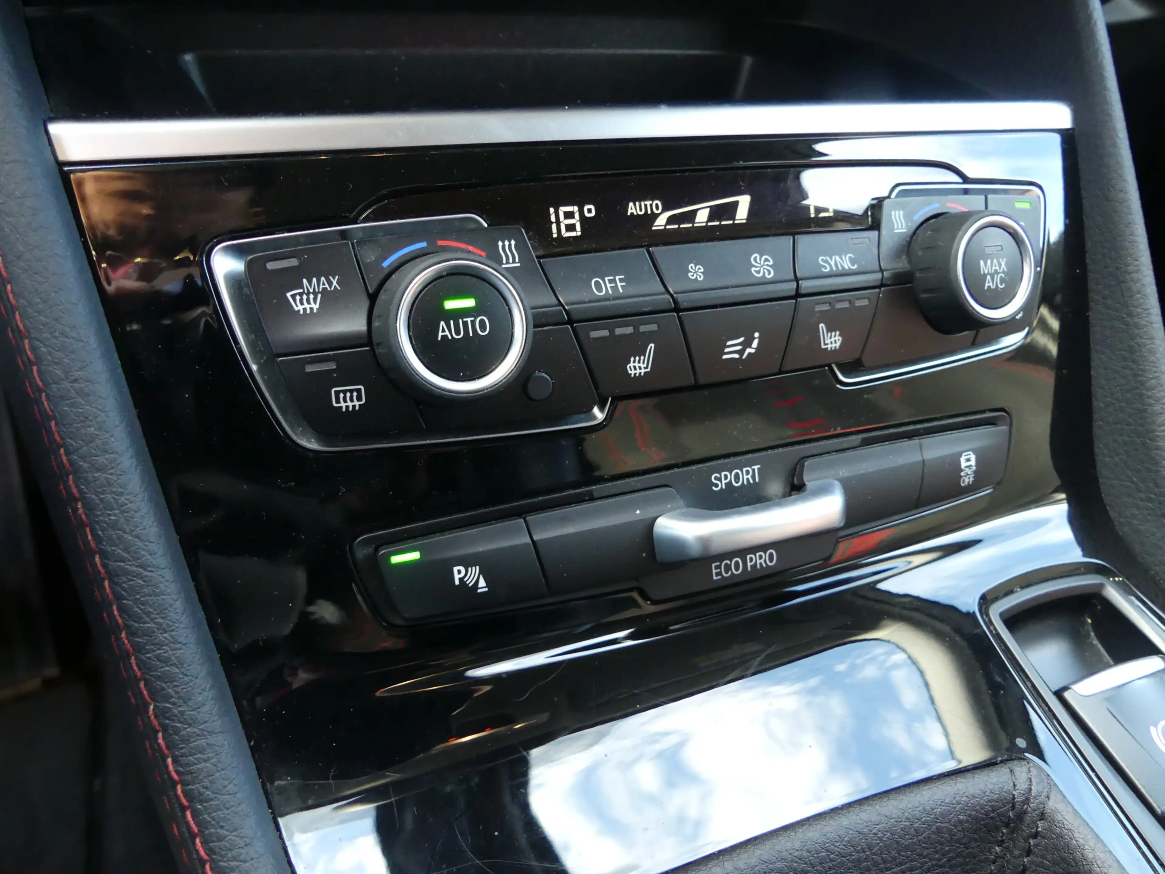 BMW 218 Sport Line | NAVI | LED | 7-SI. — photo 15