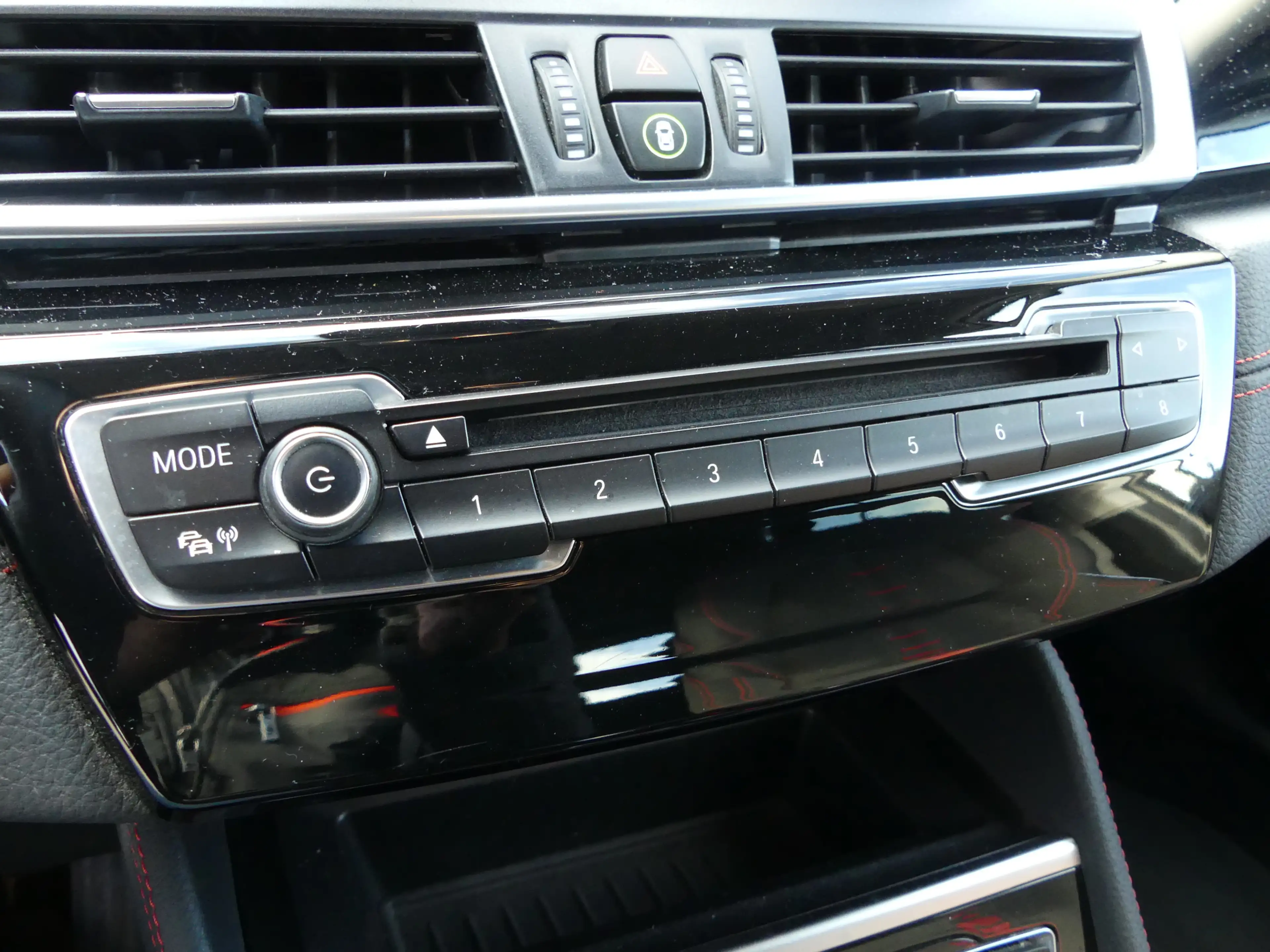 BMW 218 Sport Line | NAVI | LED | 7-SI. — photo 14