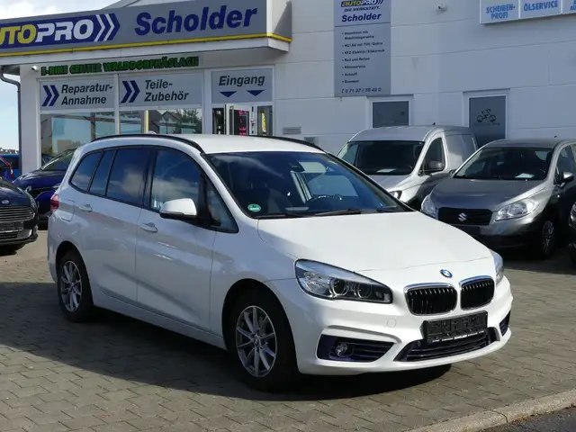 BMW 218 Sport Line | NAVI | LED | 7-SI.
