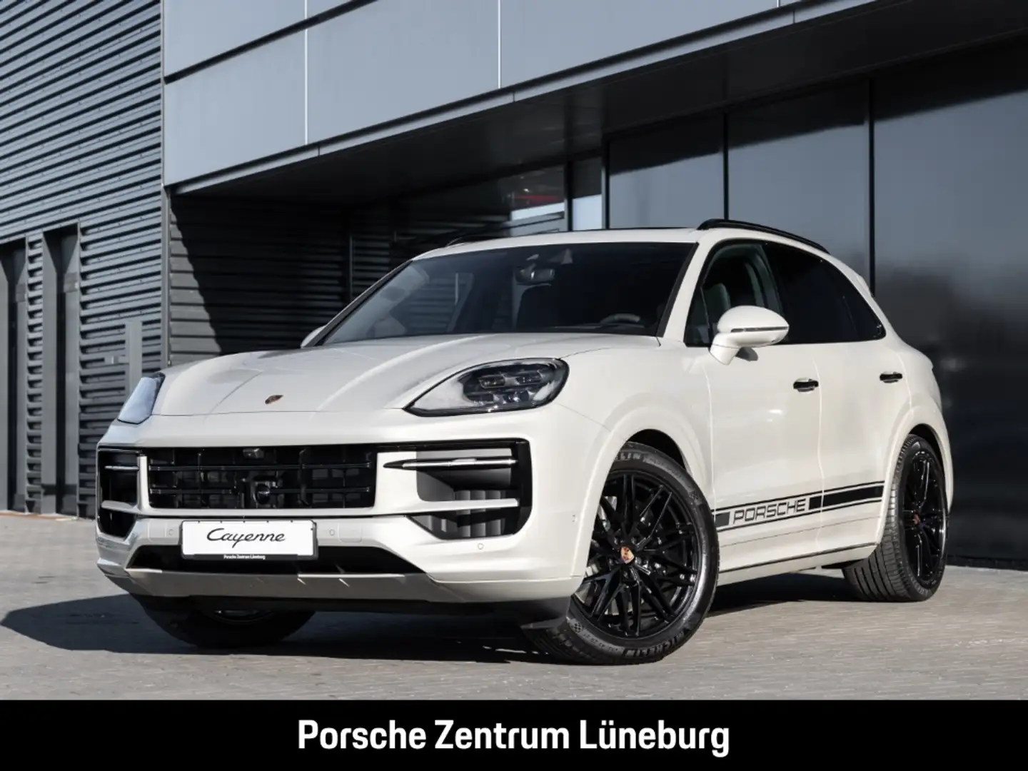 Porsche Cayenne GTS Burmester Surround-View InnoDrive Beige - 1