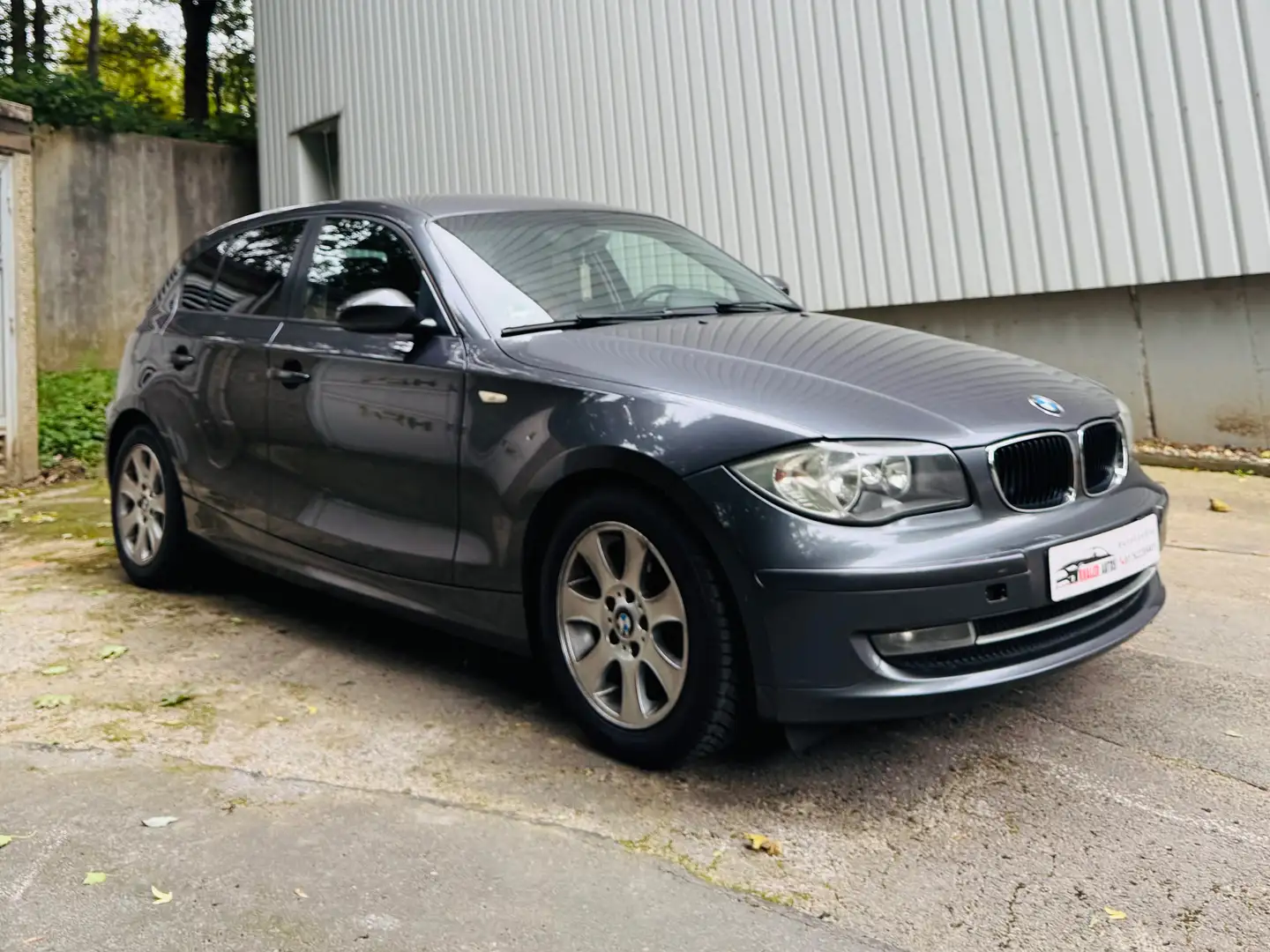 BMW 116 116i Grau - 2