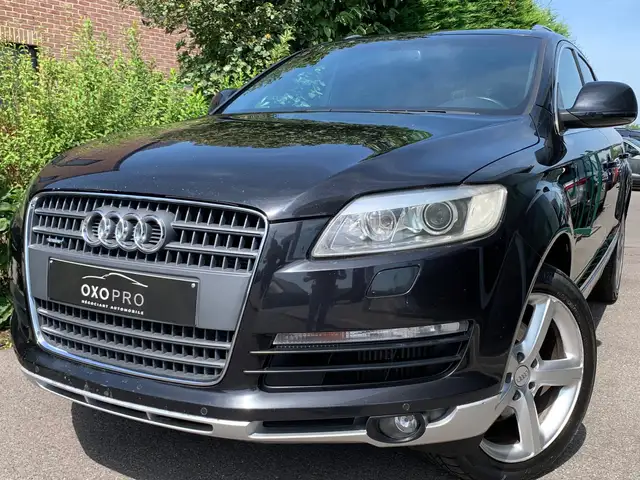 Audi Q7 3.0 TDI QUATTRO / S-Line / Xenon / Cuir / Gps / Camera / Cruise / 1er Propriétaire / VENTE PROFESSIONNEL OU EXPORTATION /