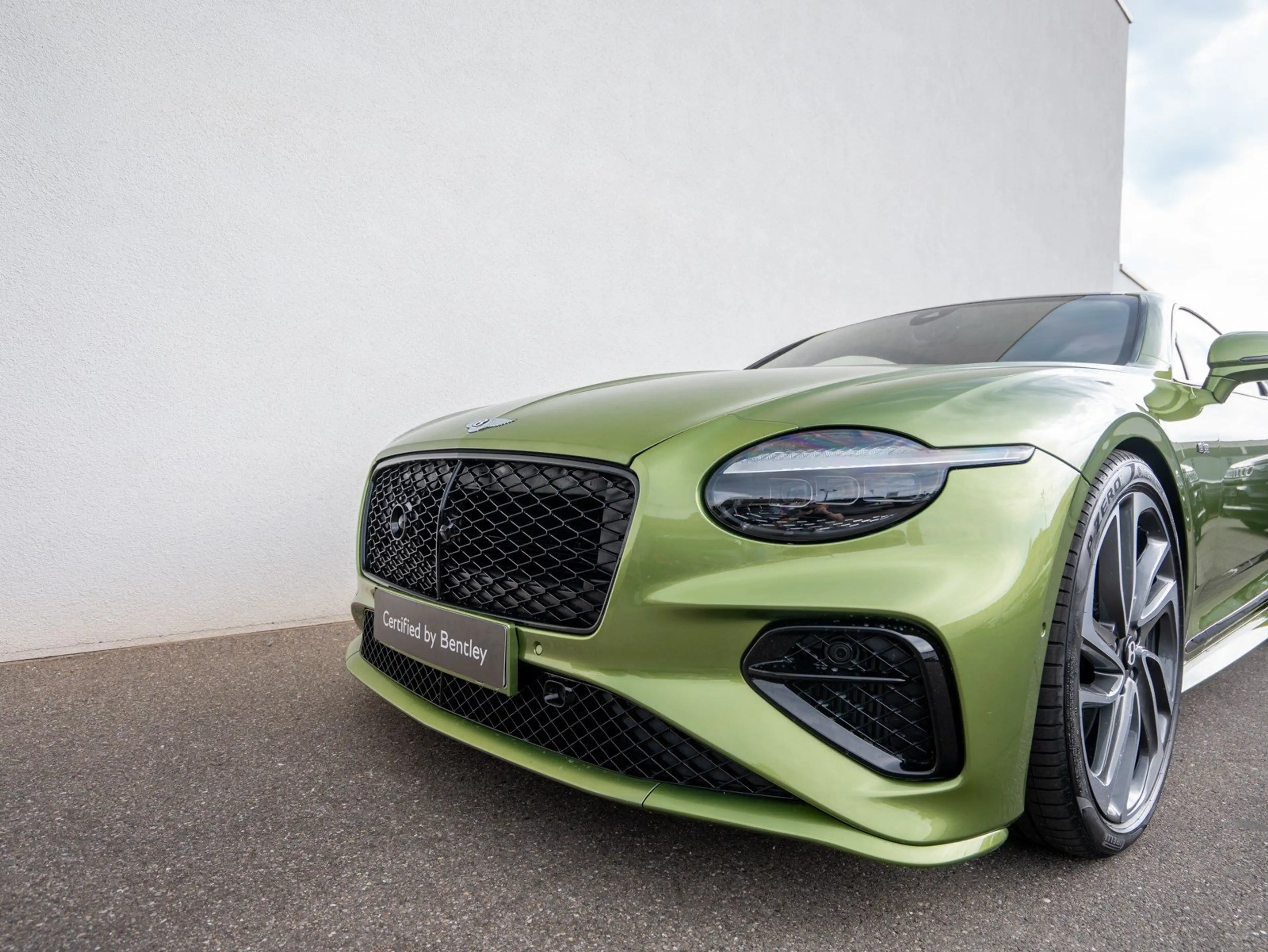 Bentley Continental GT Speed V8 Hybrid — photo 11