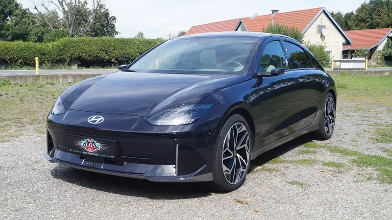 HYUNDAI Ioniq 6