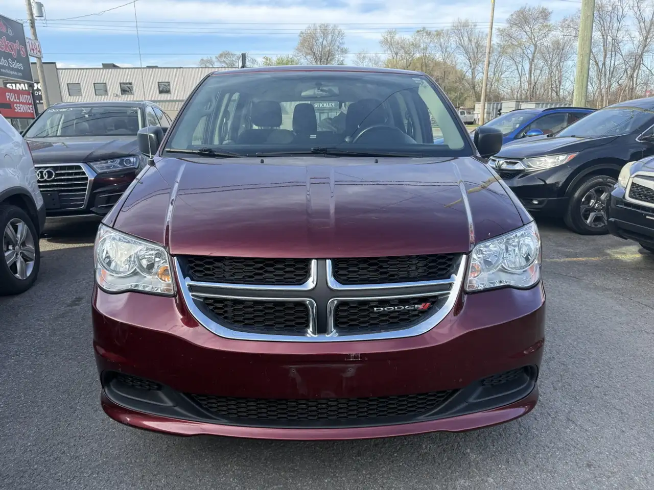 Dodge Grand Caravan снимка Dodge Grand Caravan