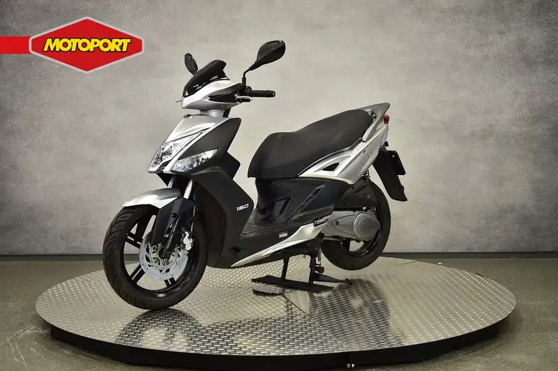Kymco Agility 150 - foto 4