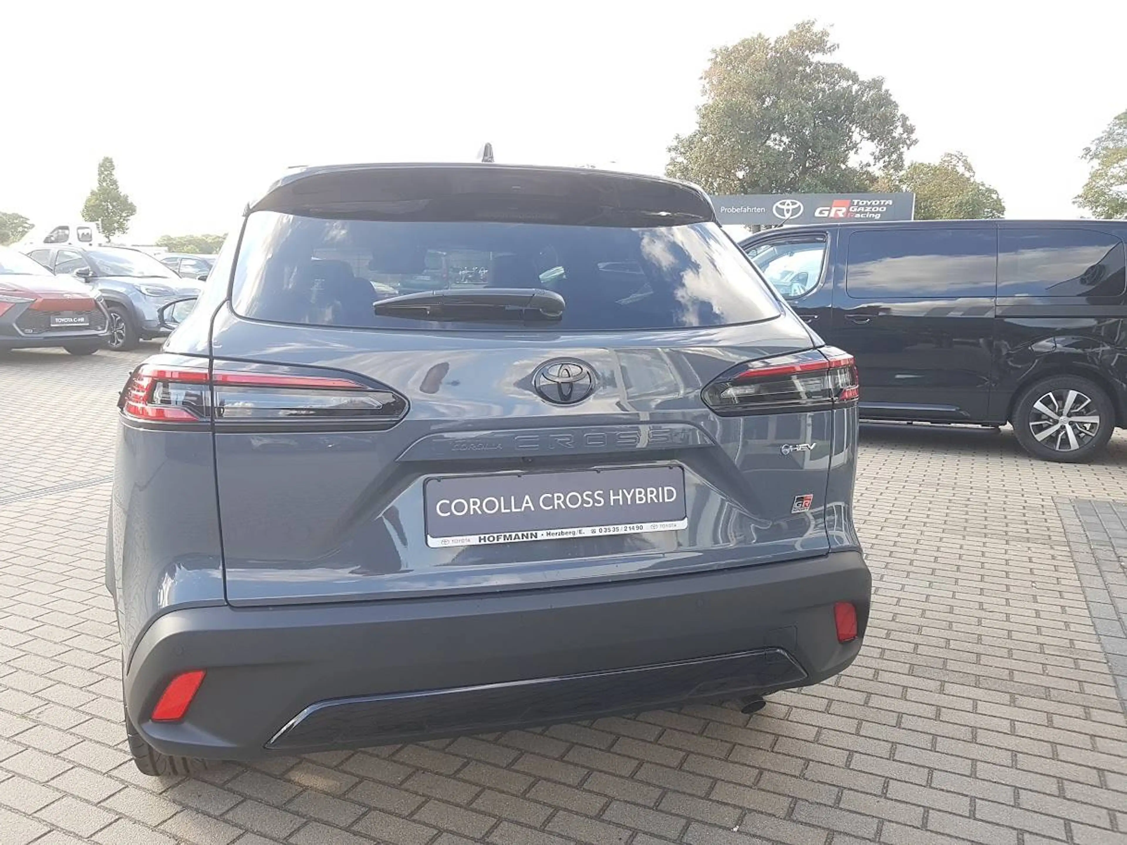 Toyota Corolla Cross 2,0-Hybrid 4x4 GRSport + Premium-Paket — photo 6
