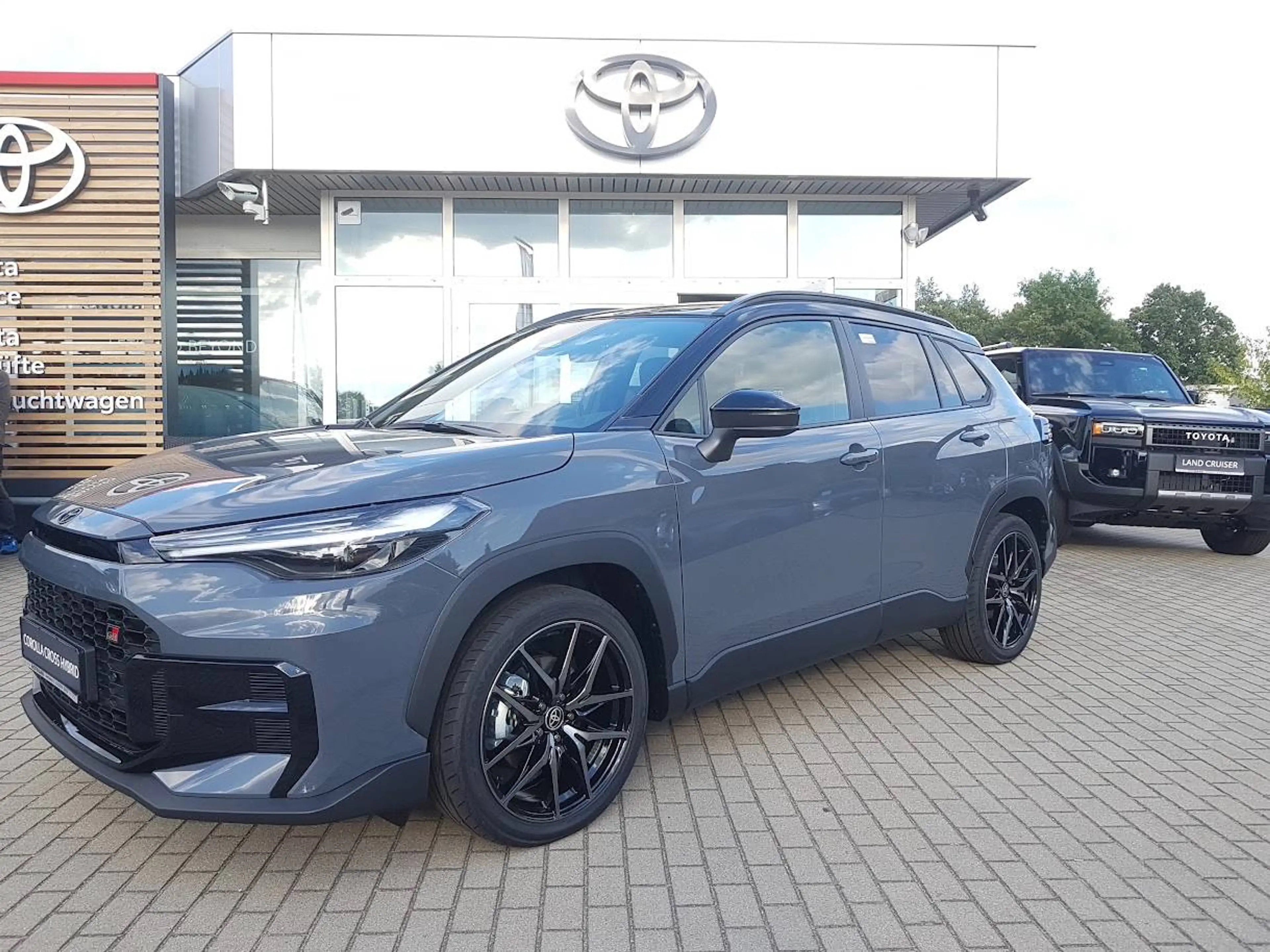 Toyota Corolla Cross 2,0-Hybrid 4x4 GRSport + Premium-Paket