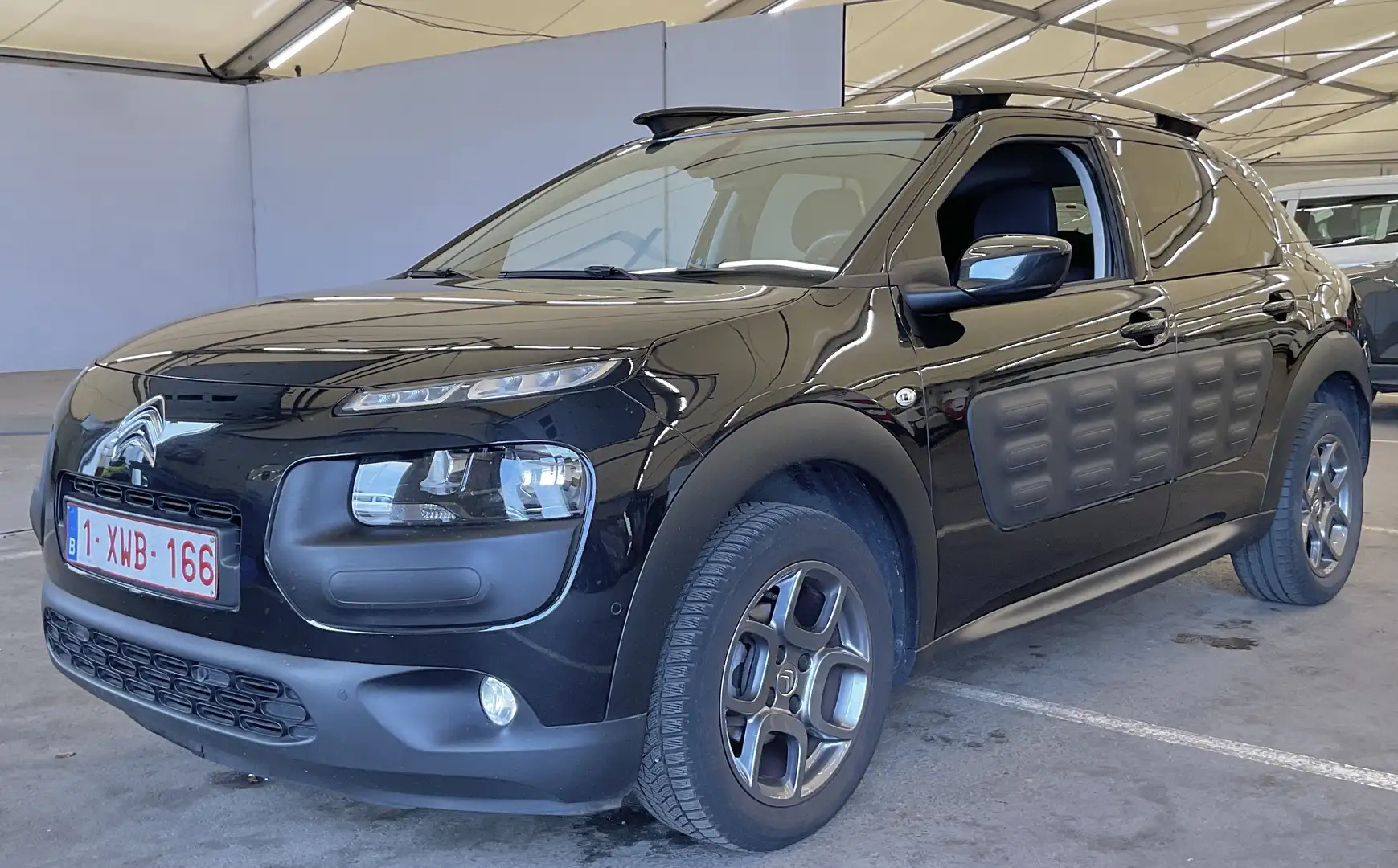 Citroen C4 Cactus 1.2i  Shine GPS CAMERA JANTES 2018 - 1