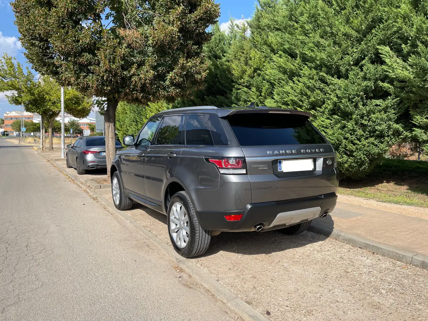 Land Rover Range Rover Sport 3.0TDV6 HSE Aut. - 2